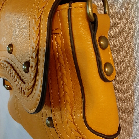Handbags - EUC Sunflower yellow Crossbody/mini purse